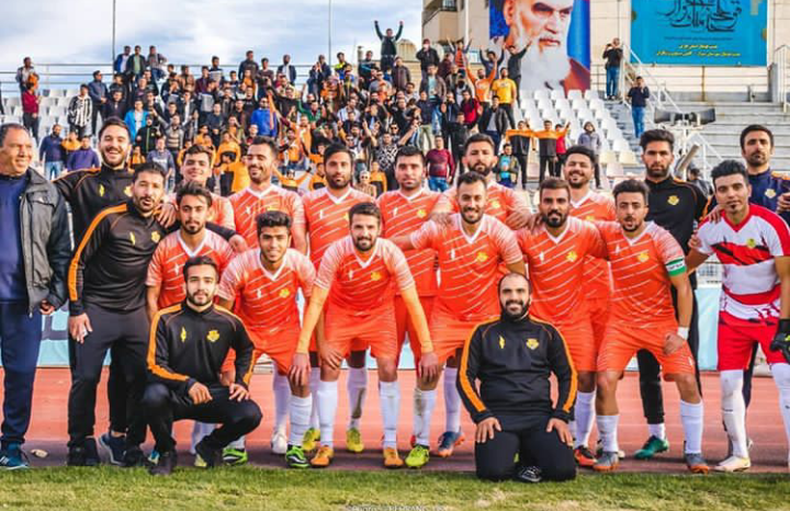 برق شیراز، صدر نشین لیگ دسته سه فوتبال